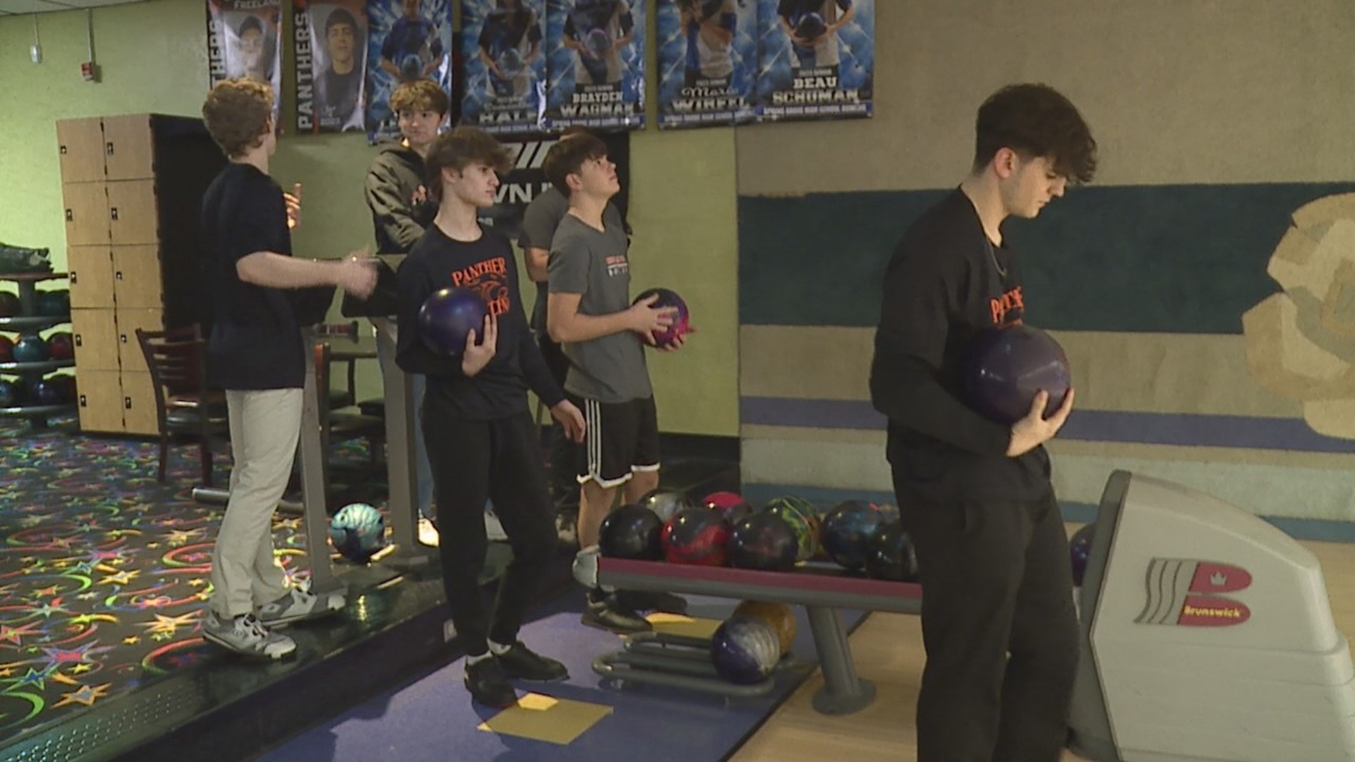 The Panthers travel to Erie to defend their state bowling title with only two returners on the roster.