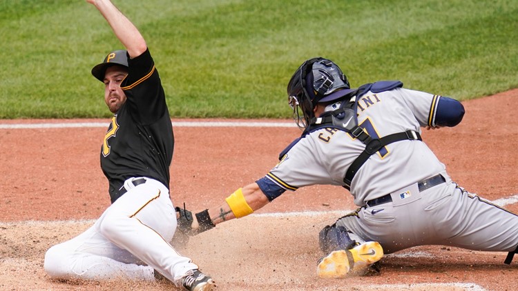 Pirates rally by scuffling Brewers once again in 5-4 victory