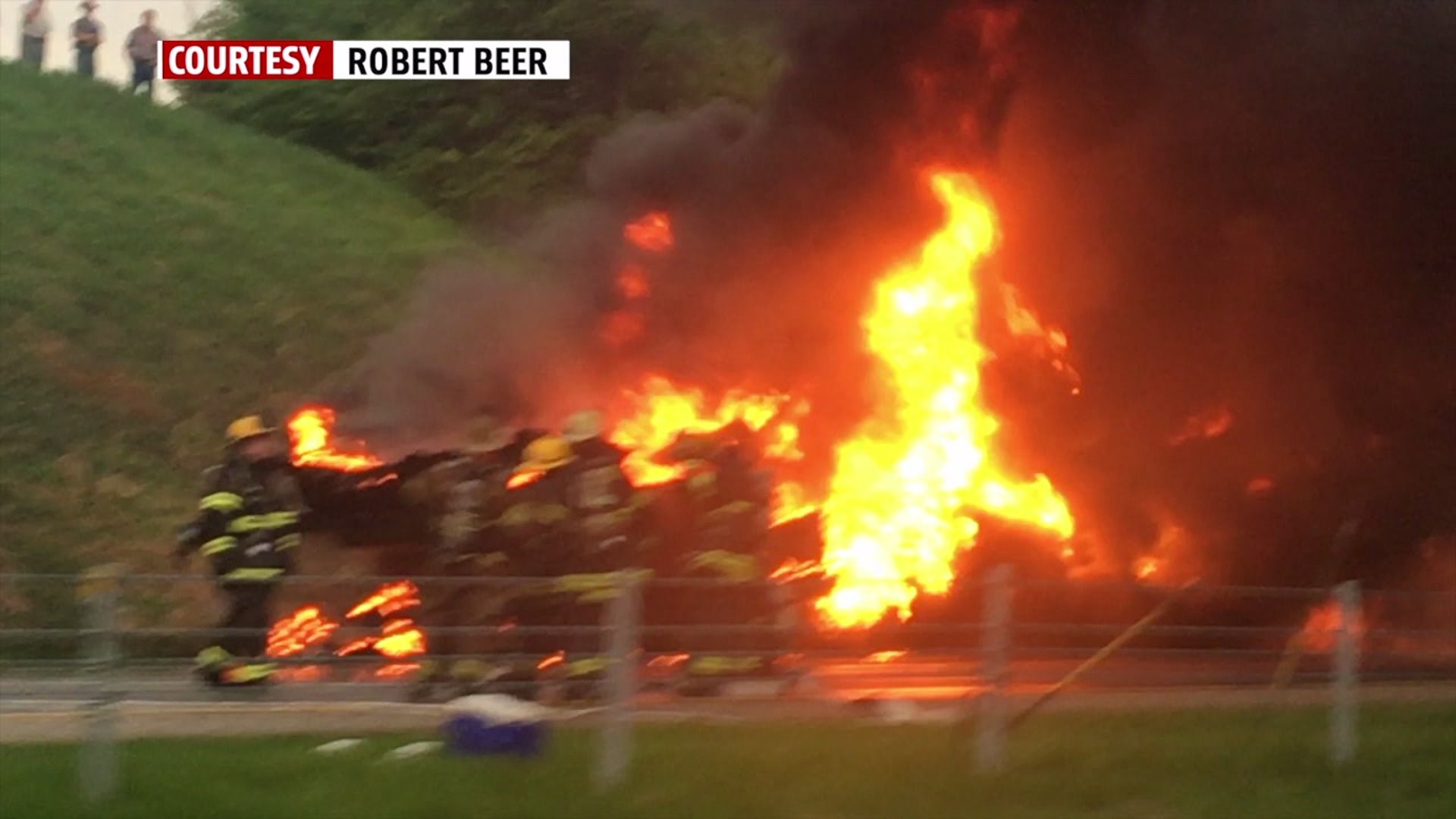 Tractor trailer fire closes portion of I-81