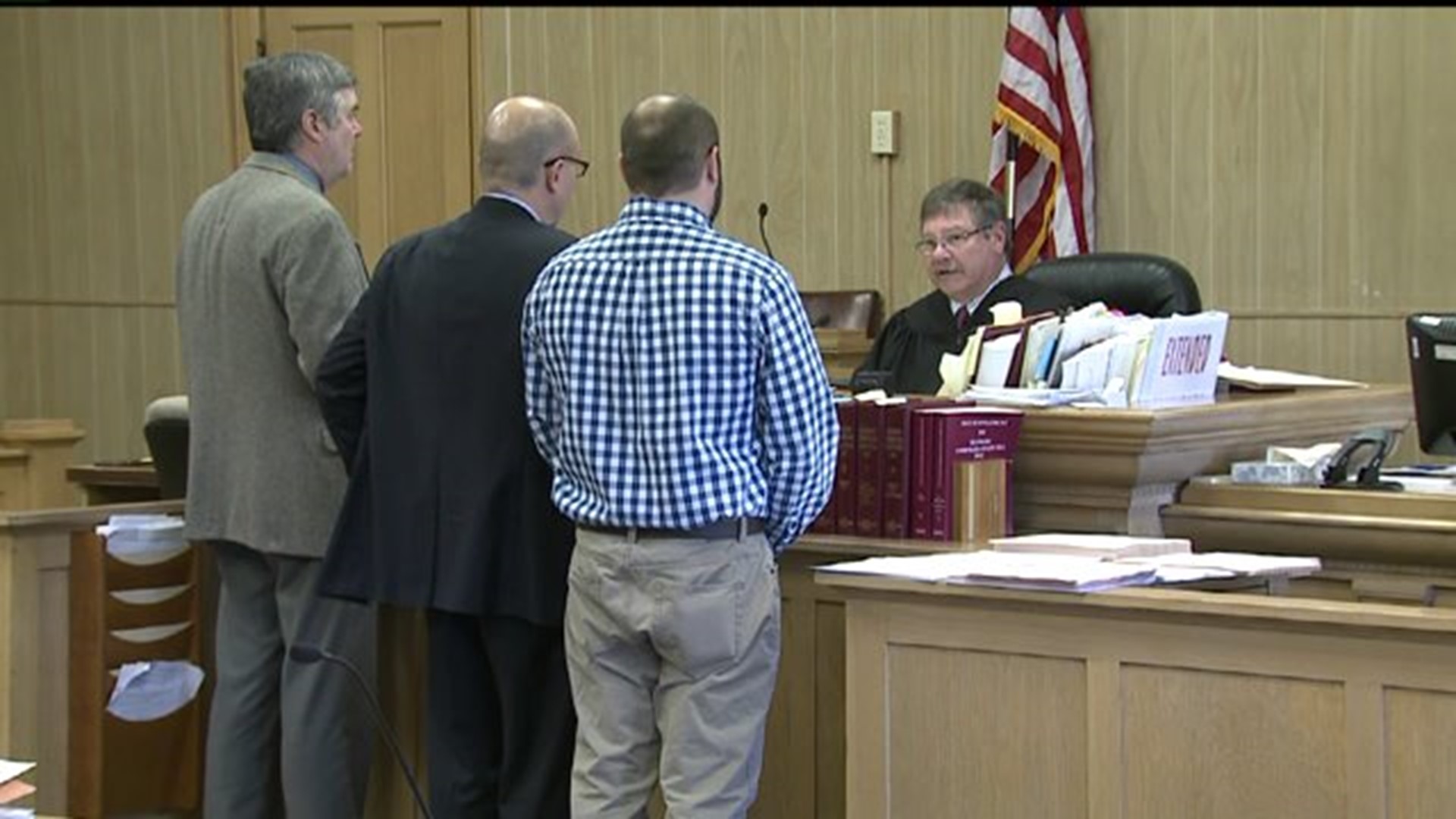 Ex Aledo police officers appear on sex abuse charges