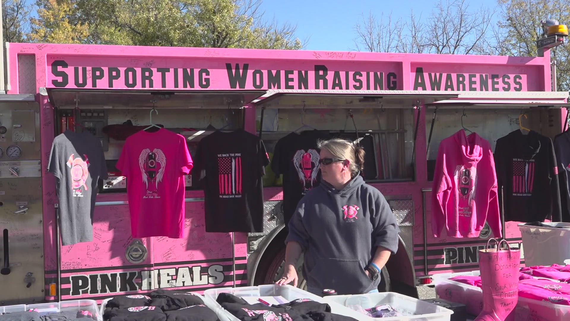 The event kicked off with messages from patients and families who have gone through breast cancer, then people took to the streets to show their support.