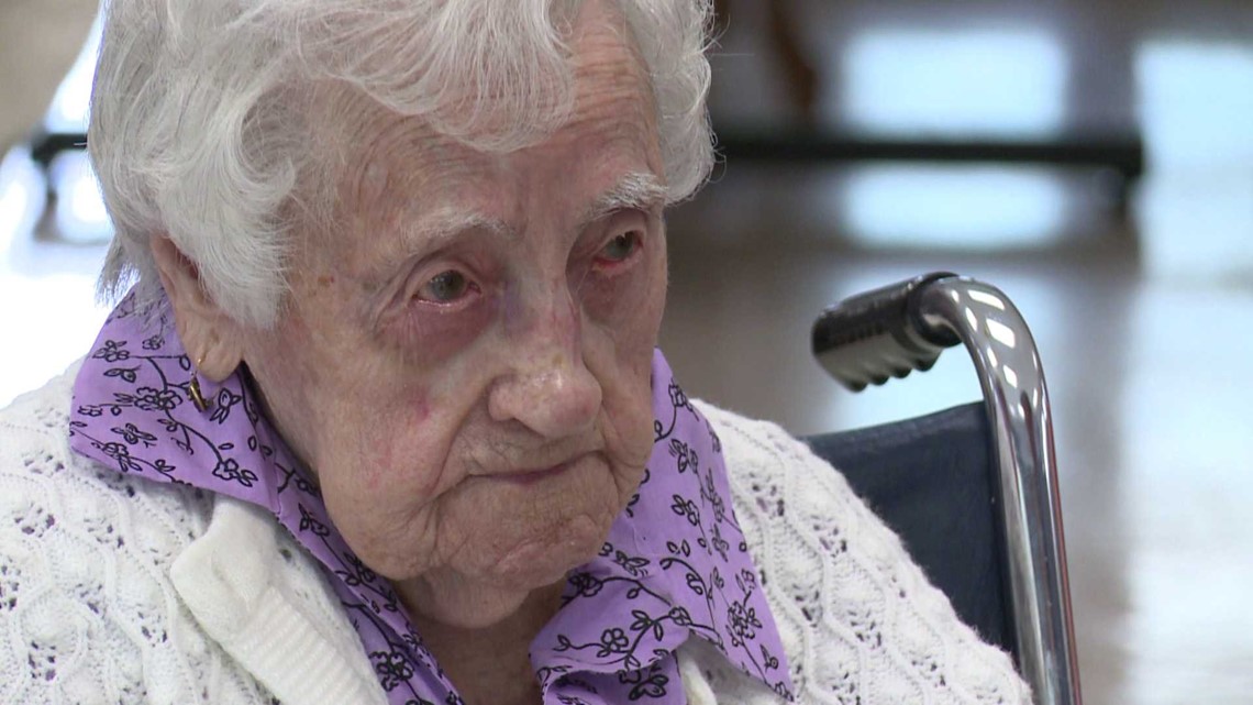 Iowa woman who was oldest living person dies at age 115