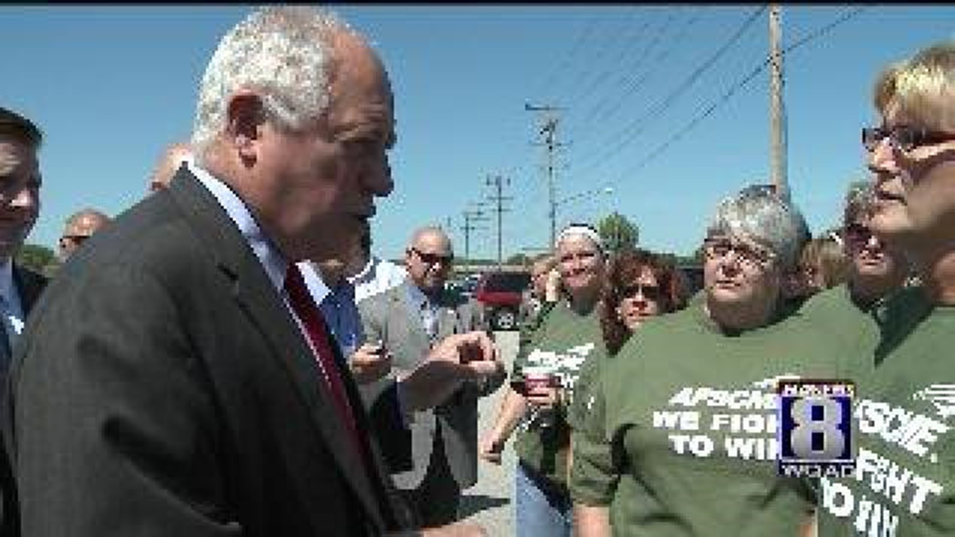 Workers protest at Governor Quinn appearance