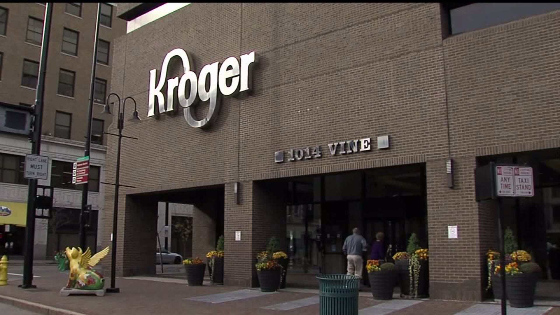 Kroger raises minimum age to buy guns