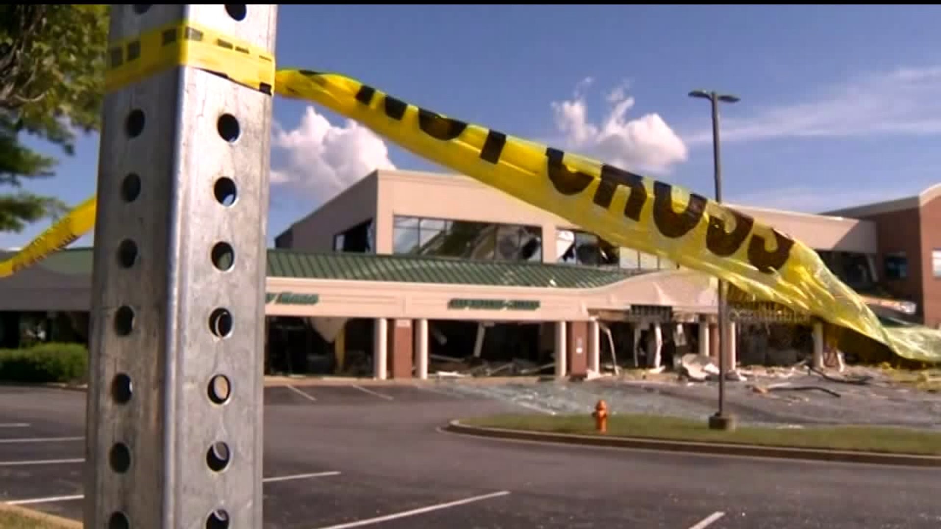 Maryland shopping center explodes