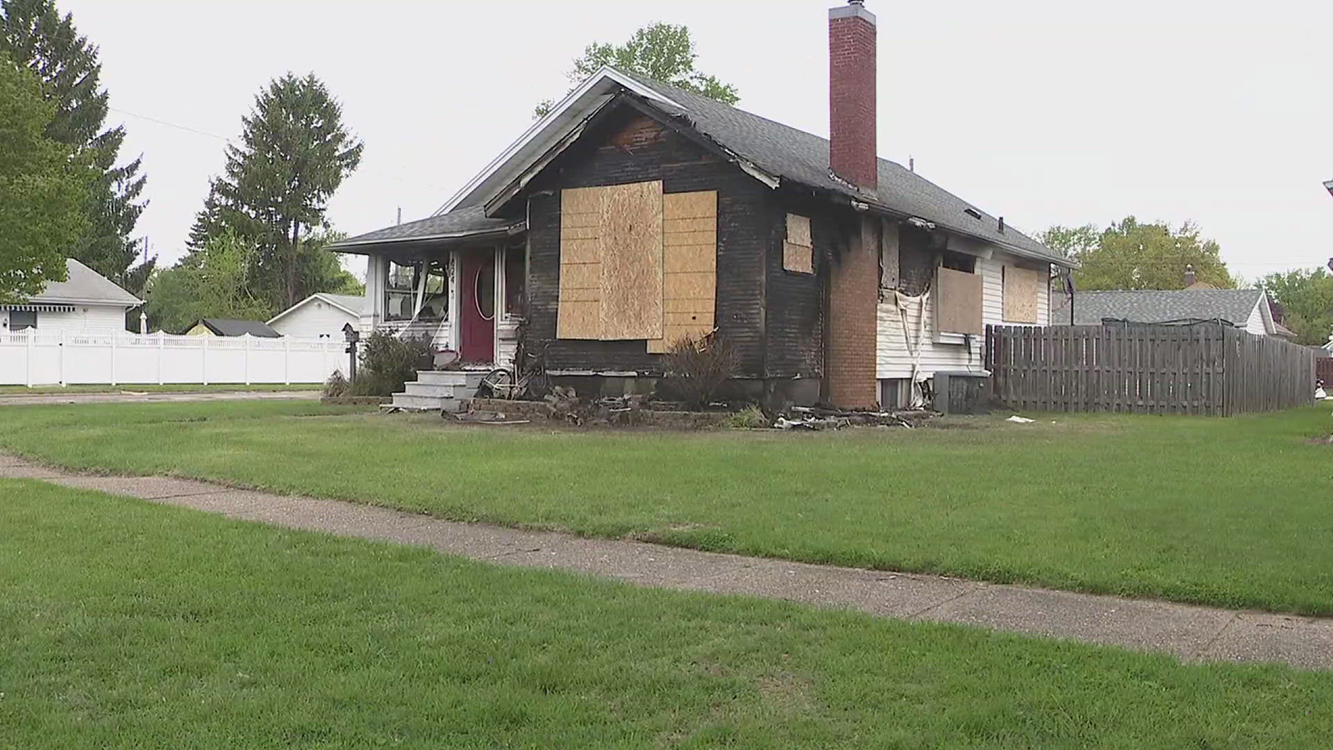 Burlington firefighters have announced an extension cord was to blame for a structure fire, and former Iowa governor Tom Vilsack is meeting with farmers.