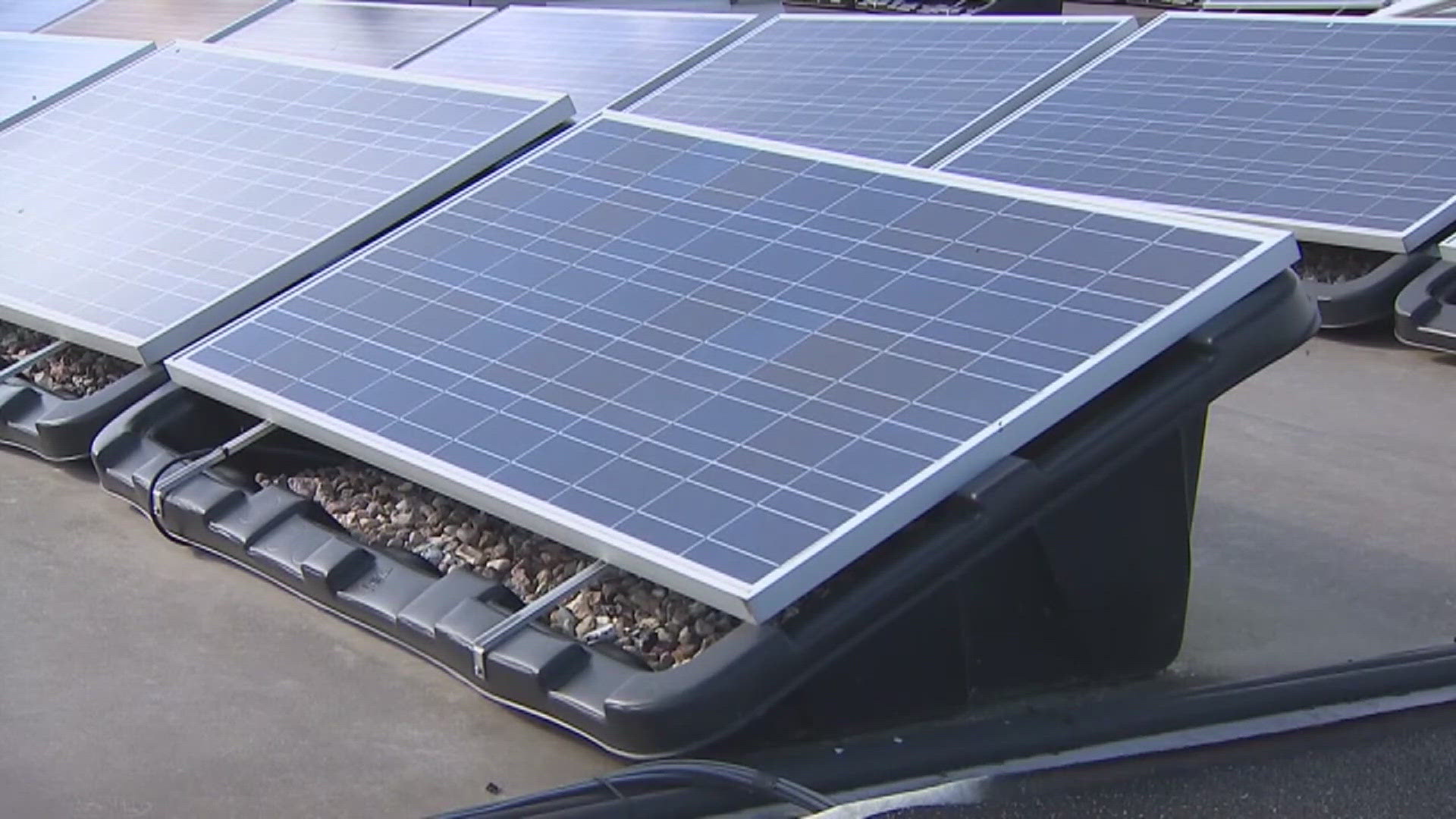 wqad.com - Capitol News Illinois - Illinois bet on solar to meet its climate goals. Trump has the industry in his crosshairs.