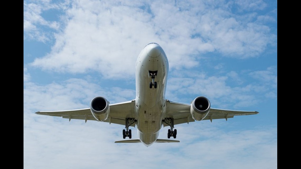 Peoria airport adds direct flights to Nashville