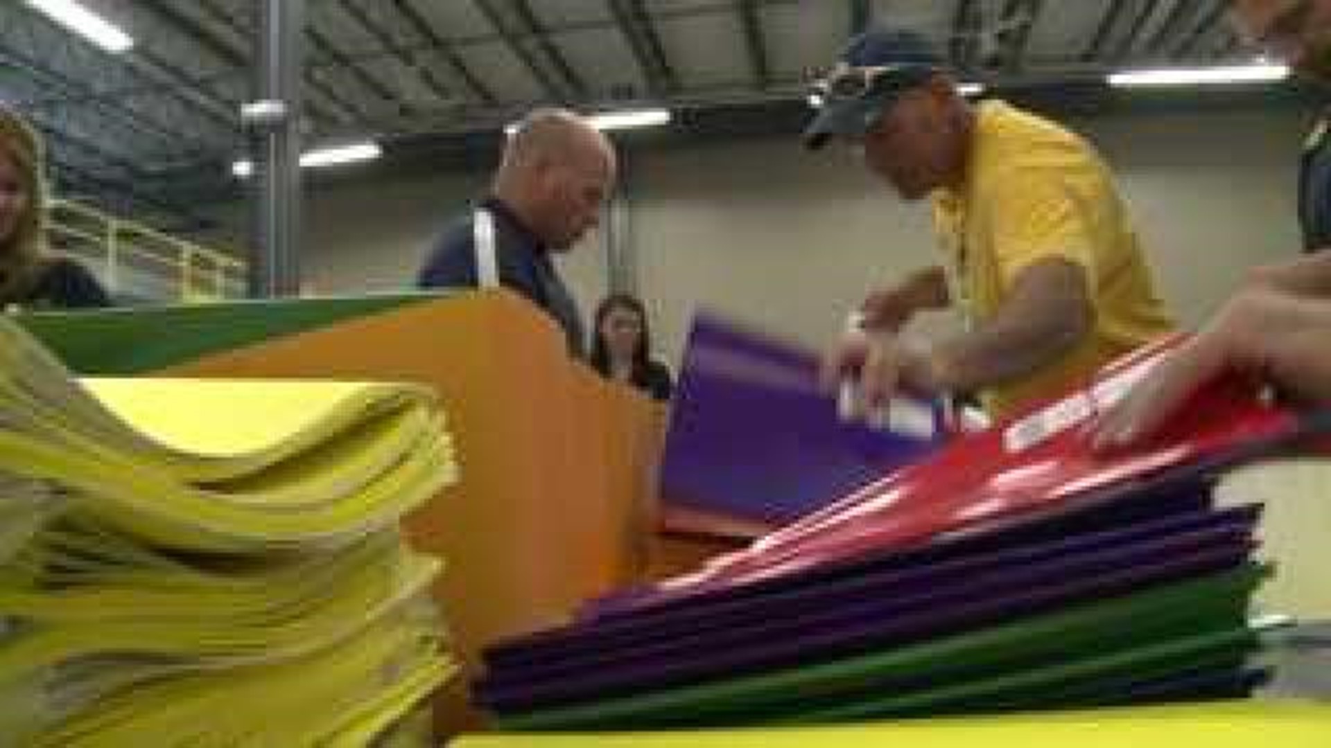 Sterling schools packs free supplies for students