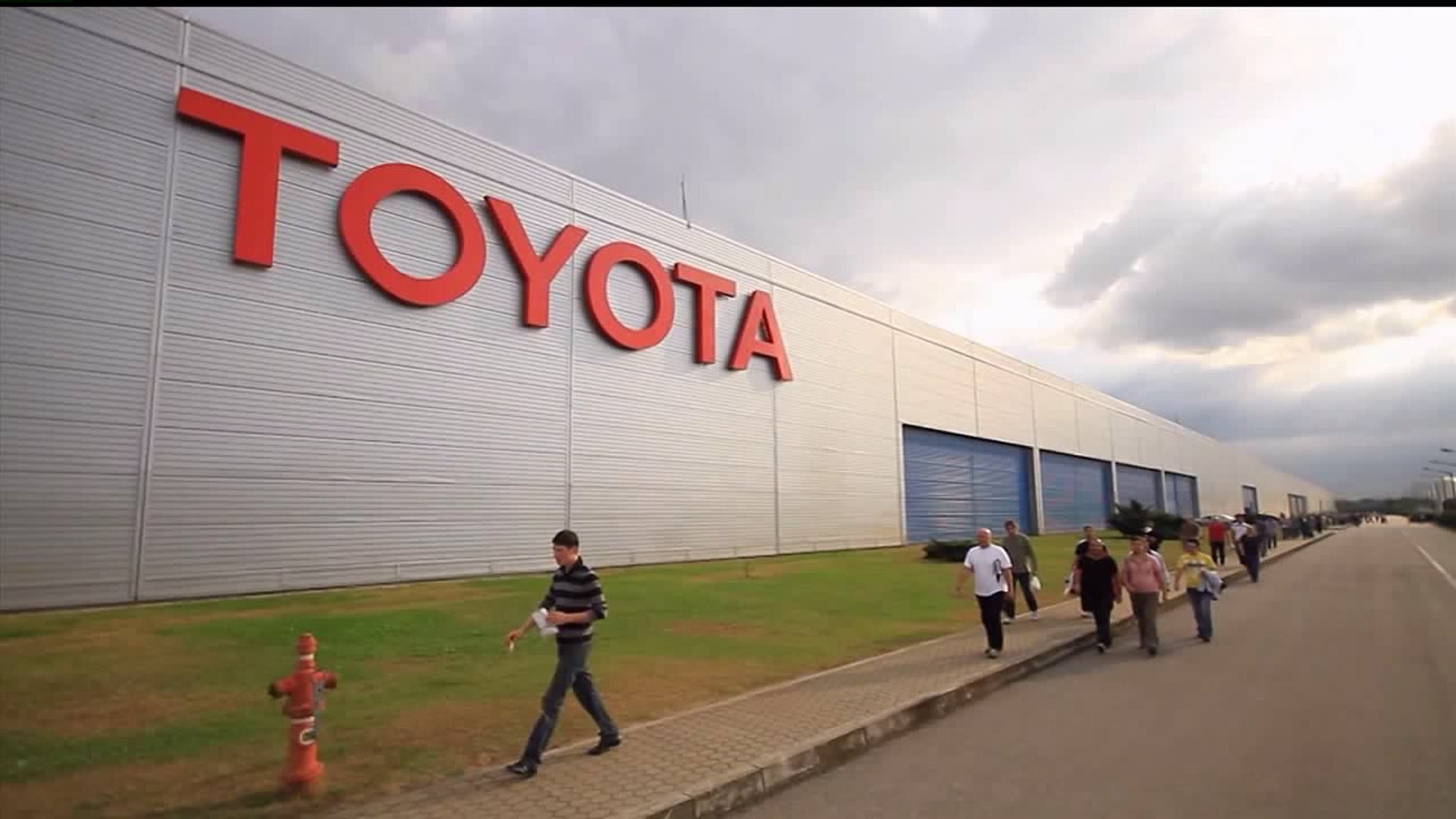 Toyota and Mazda announce US plant
