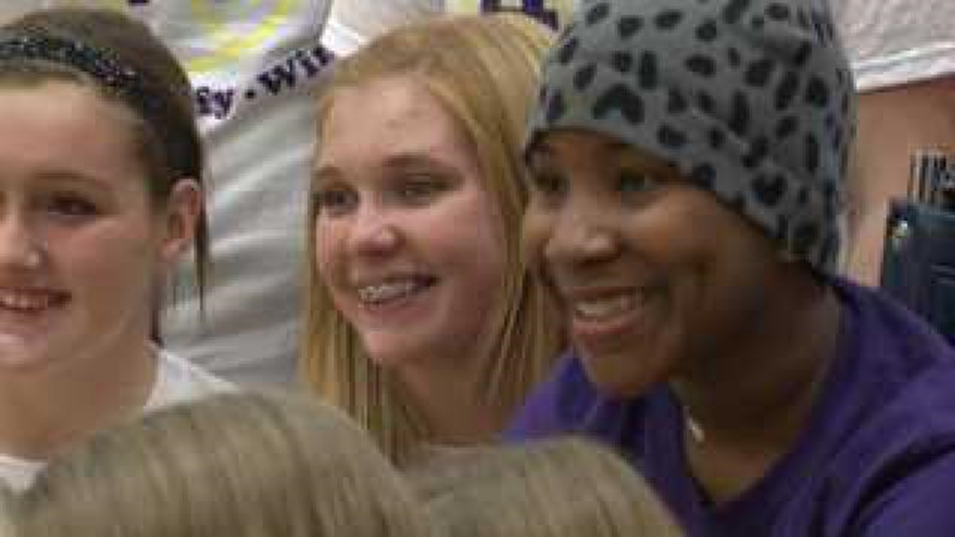 Abingdon rallies for student with cancer