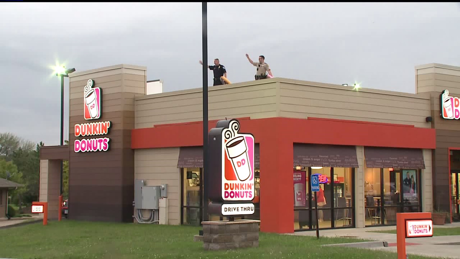 `Cop on a Rooftop` raises money for Special Olympics Iowa