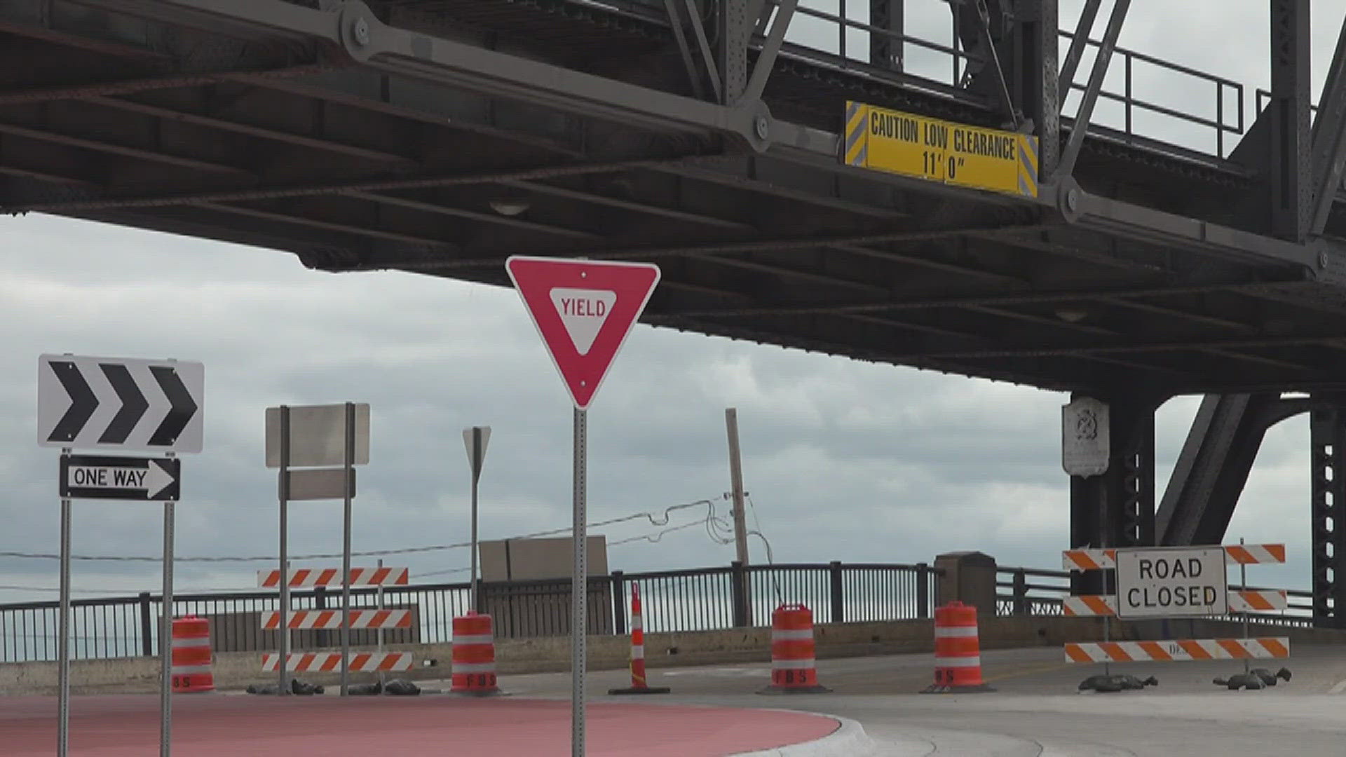 The new roundabout at the Arsenal Bridge in Davenport has opened, providing drivers a smooth transition onto the bridge, while the bridge entrance remains closed.