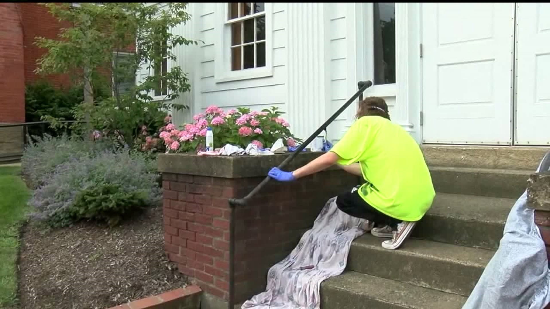 Ohio teen sentenced to painting a railing with a toothbrush