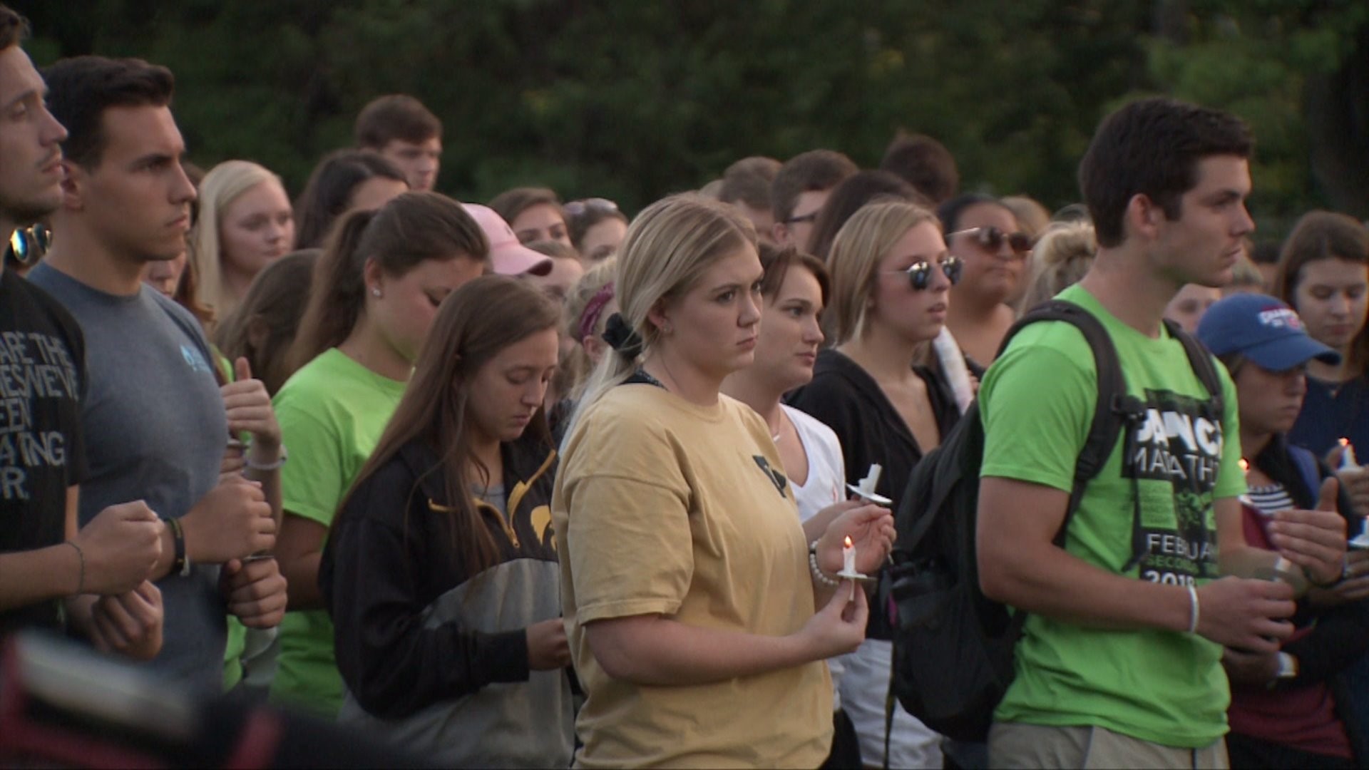 University of Iowa students hold vigil for Mollie Tibbetts
