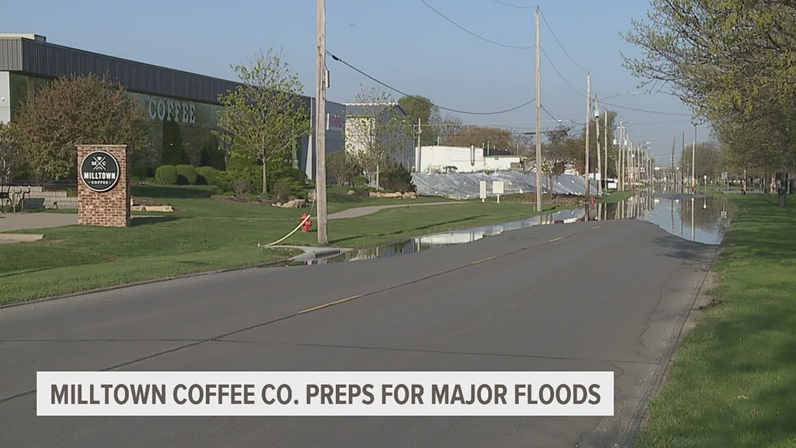 Flood watch continues in the Quad Cities area as the Mississippi River