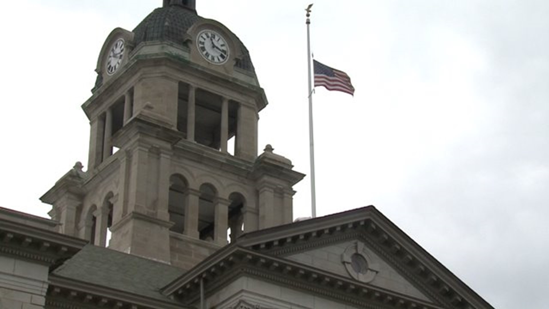 Muscatine Co. sheriff candidates debate courthouse security