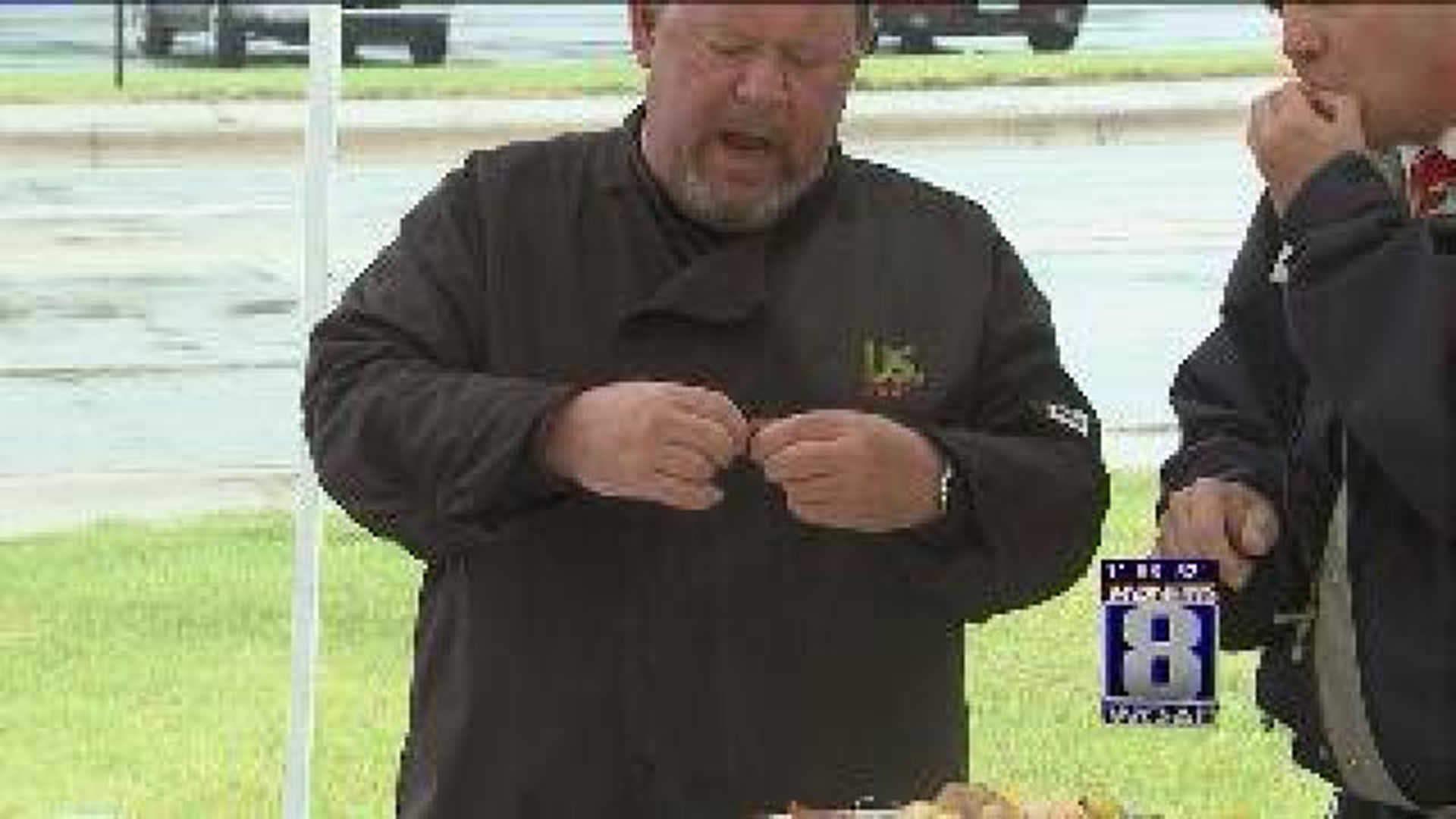 Chef Scott: How to Eat Crawfish