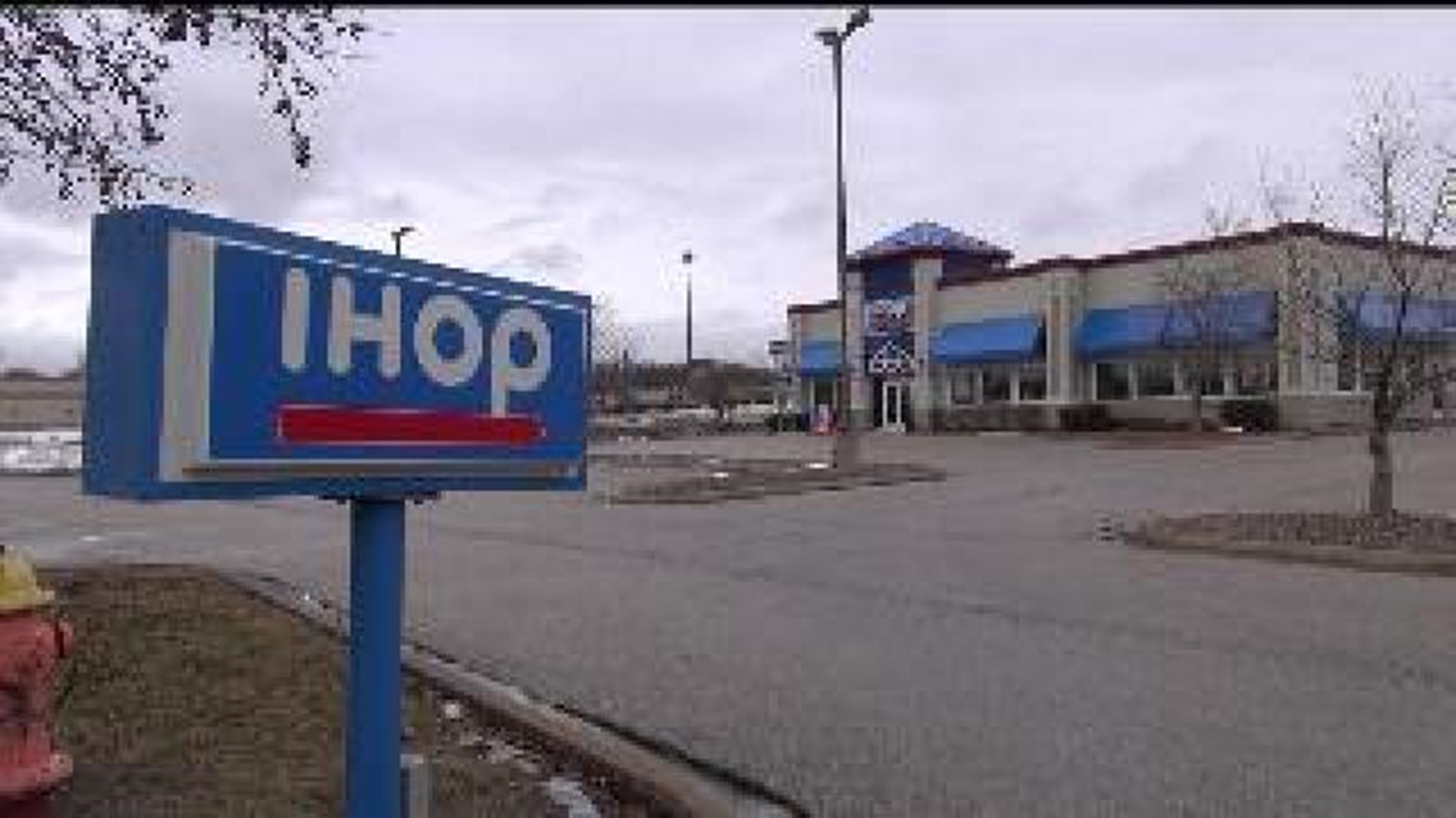 Employees given no warning as Moline IHOP closes