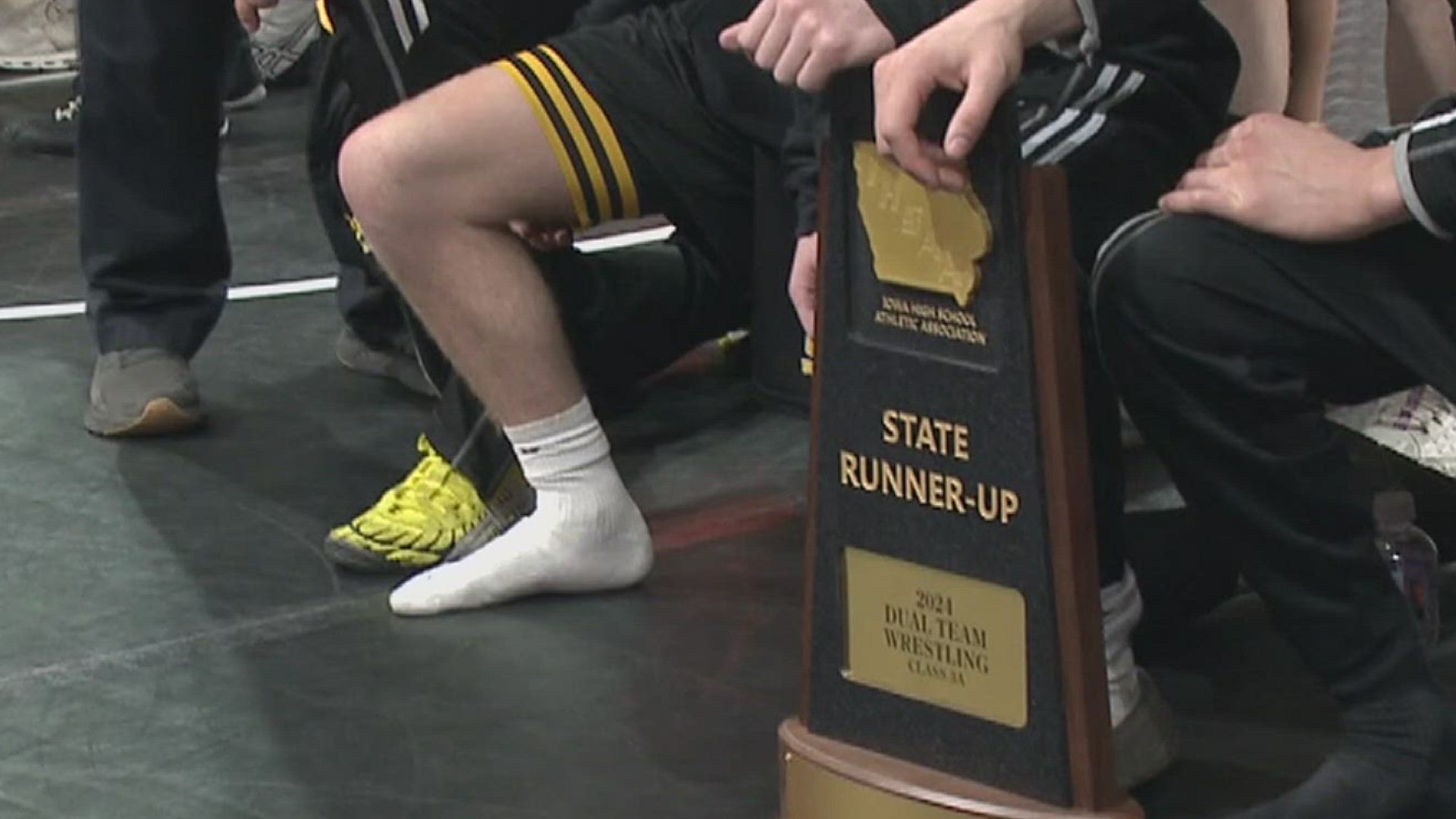 Bettendorf takes second place in the 3A Team Duals. The Bulldogs were upended by Southeast Polk in the Championship Dual.