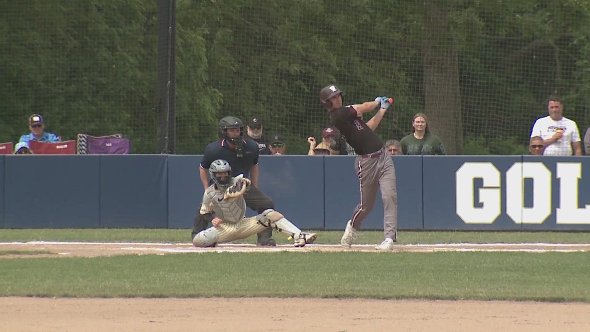 Bettendorf wraps-up impressive season in Quarterfinal game | wqad.com