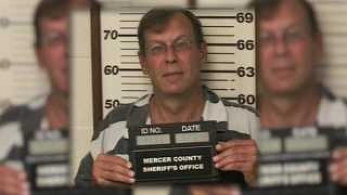 Mercer County Treasurer arrested and charged with theft