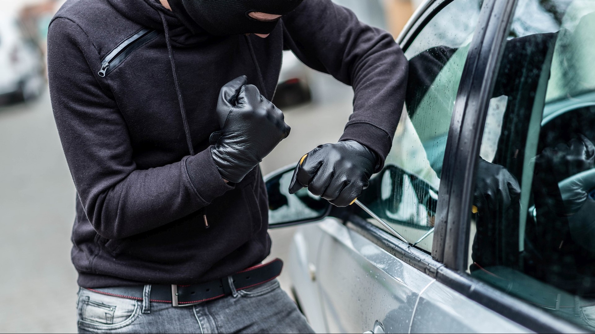 Thieves are targeting Kia and Hyundai cars across the country. Now, this trend is hitting the QC. Augustana College has recently reported five thefts on campus.