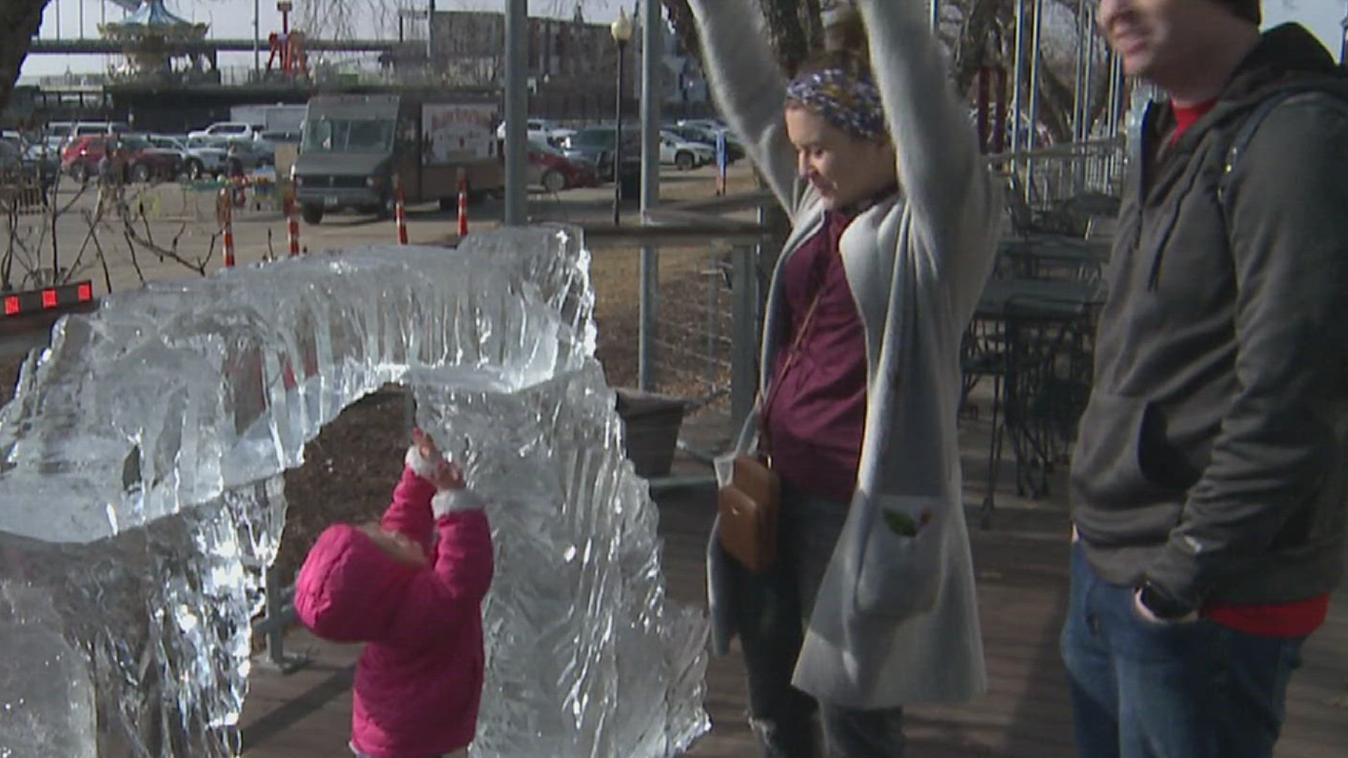 The free event features beautiful ice sculptures lit up with LEDs, lasting each night until 10 p.m.