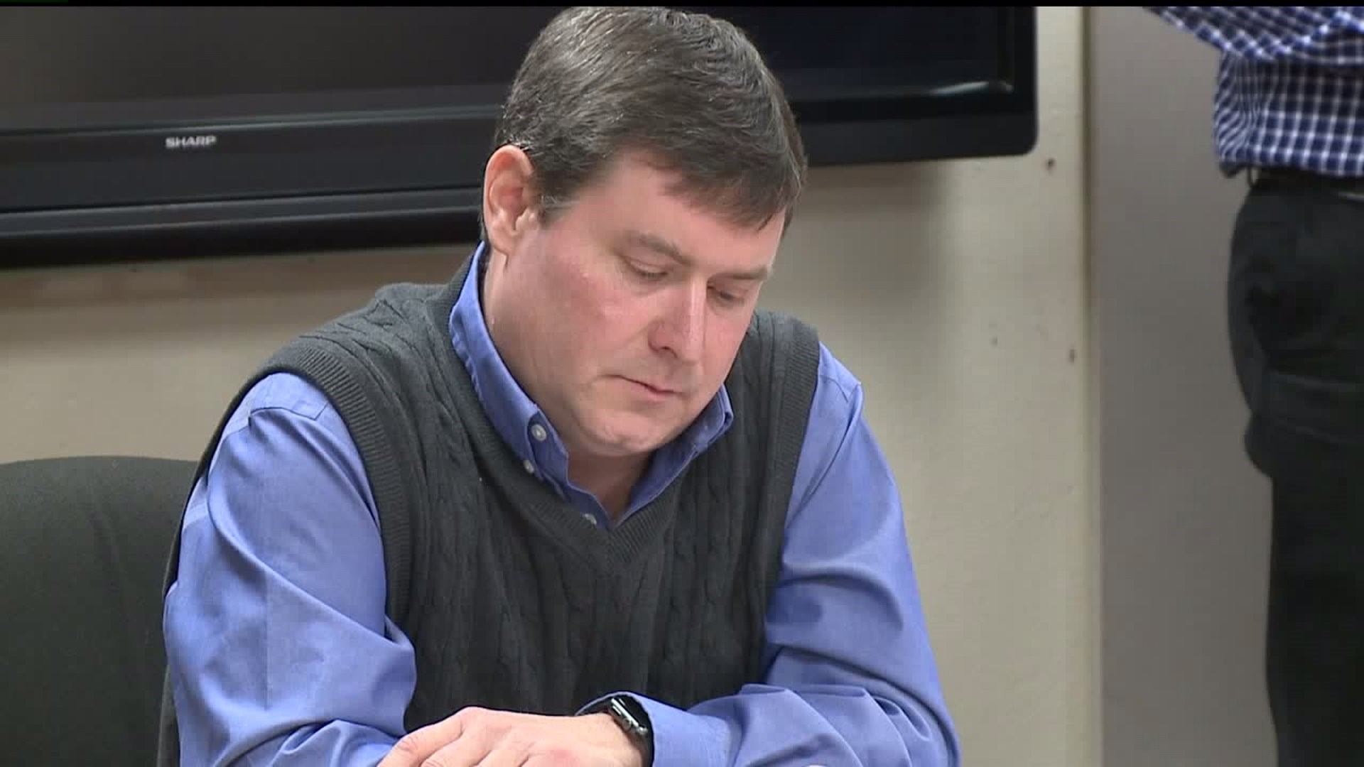 Muscatine city council votes to fire city administrator