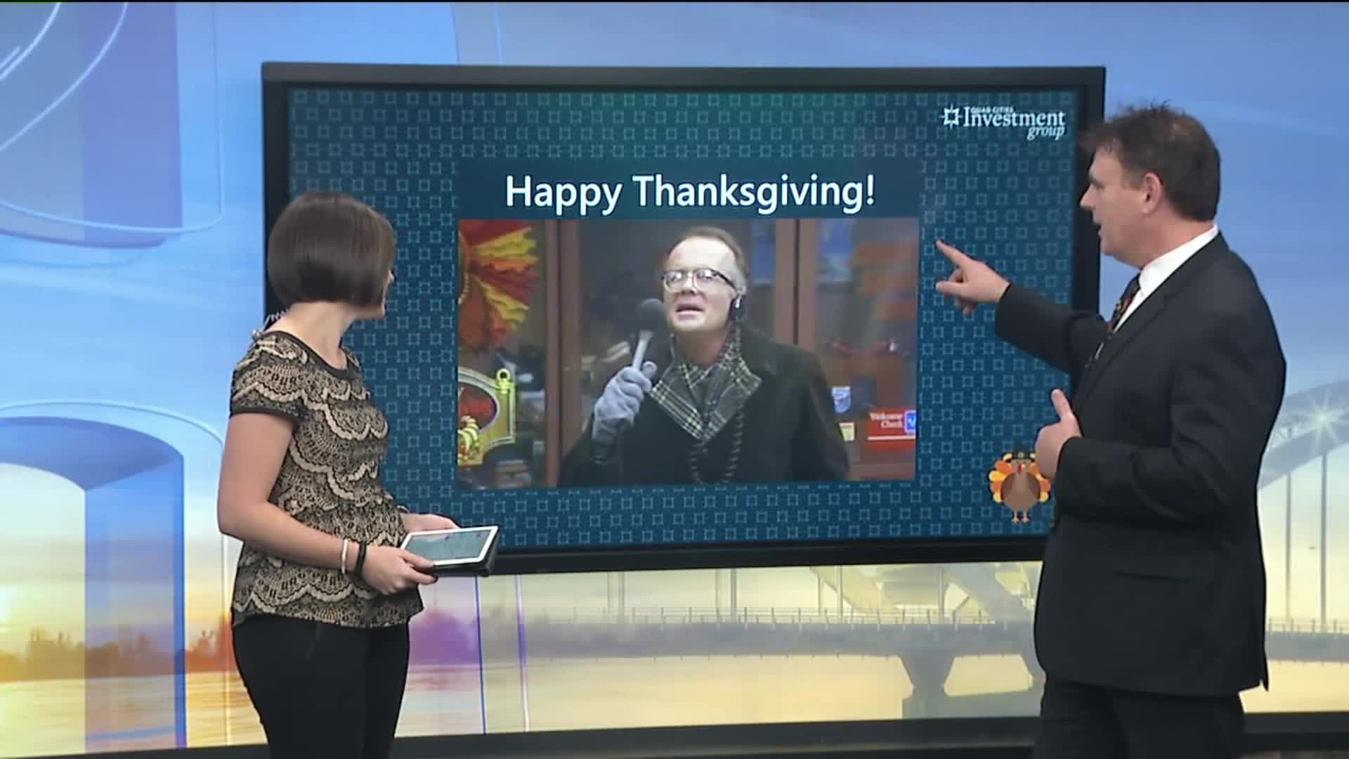 How Many Shoppers Expected During Thanksgiving Weekend