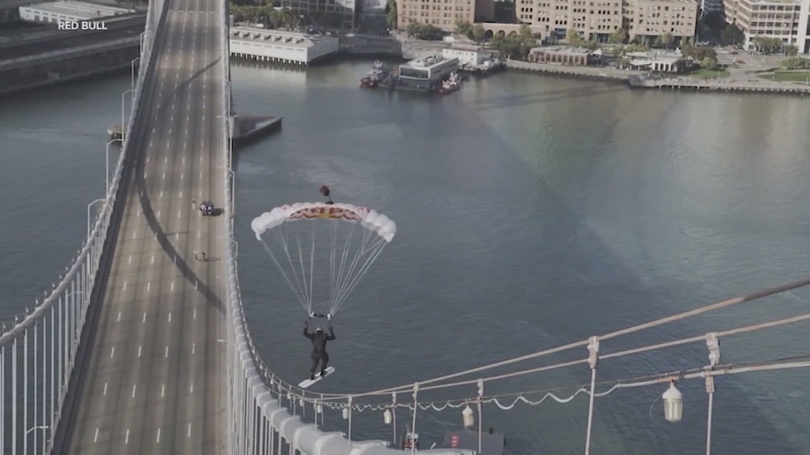 California's Bay Bridge temporarily shut down during skydiving stunt
