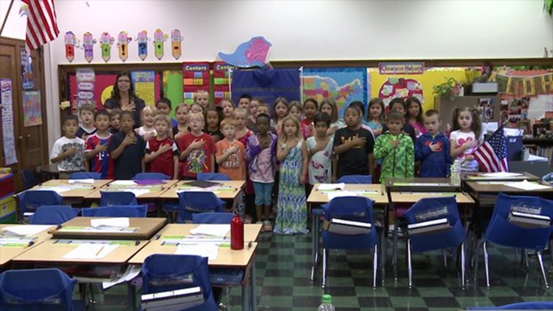 Mrs. Stockwell`s class says the Pledge of Allegiance