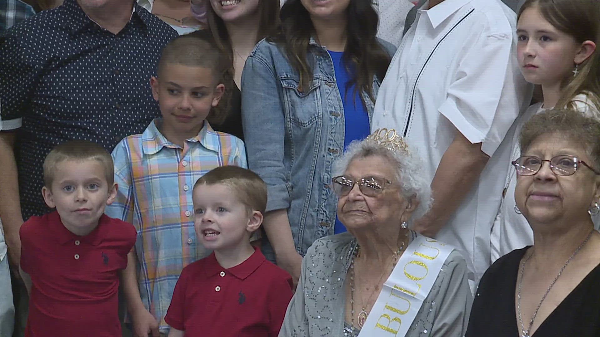 Over 300 friends and family of the longest living Hero Street resident joined together to celebrate her life.