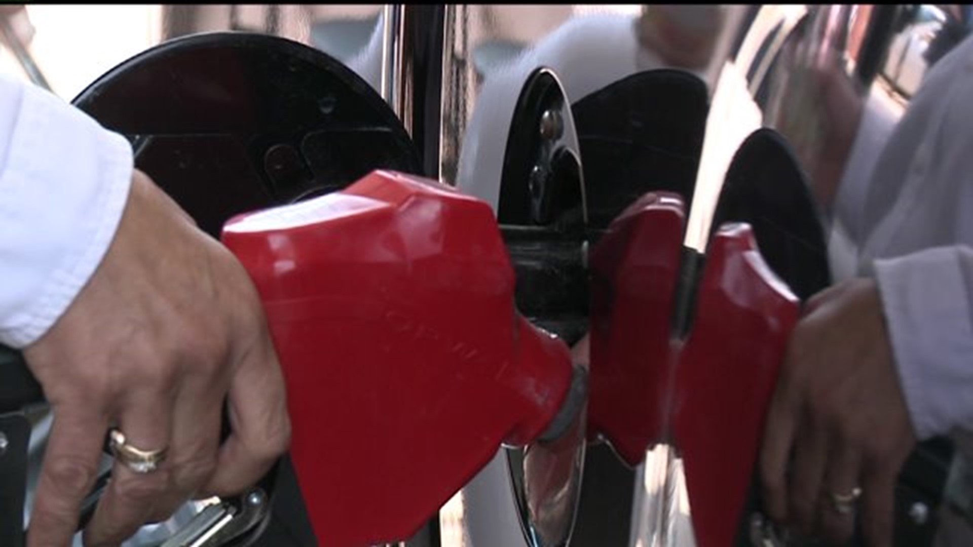 Bill aims to help disabled travelers at the gas pump