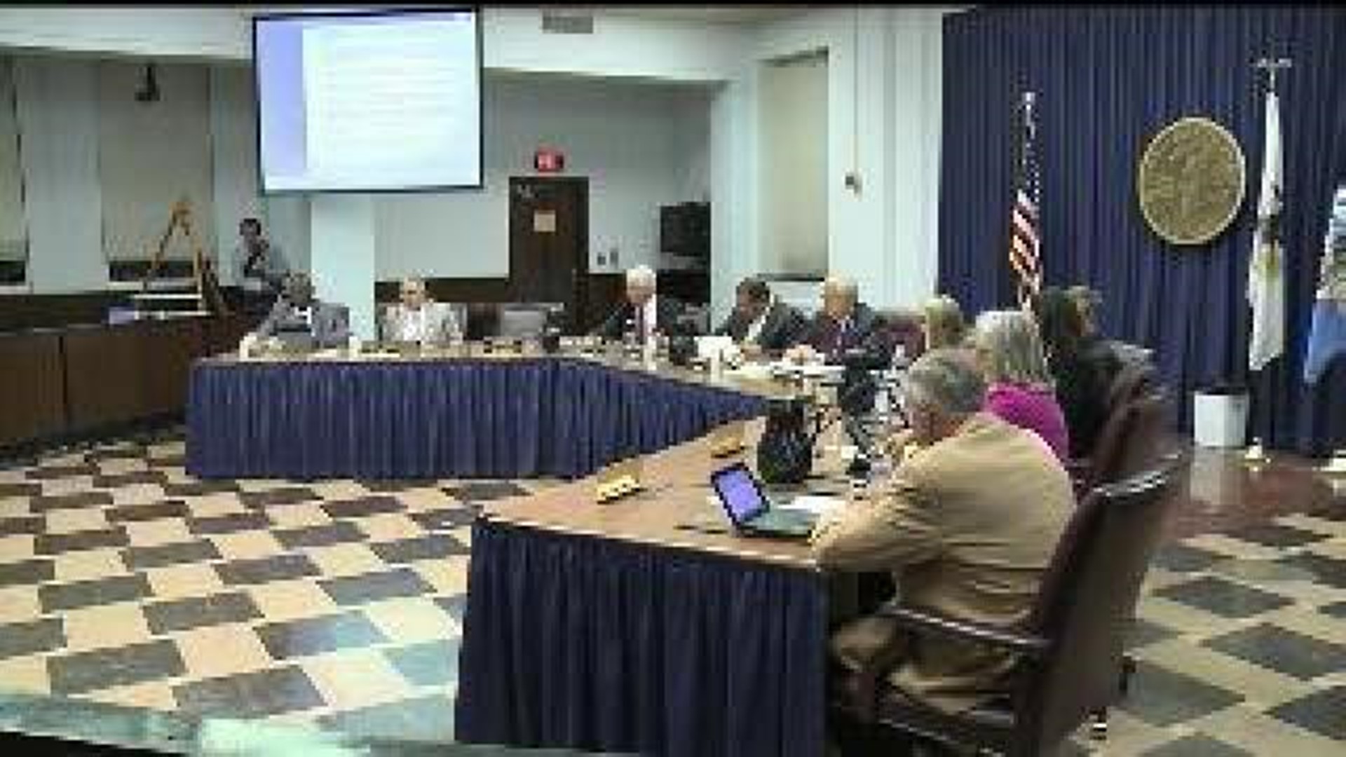 Rock Island City Council Discusses Jumers Crossing