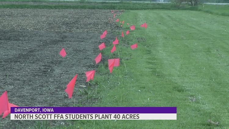 North Scott FFA students plant 40 acres of soybeans in North Davenport