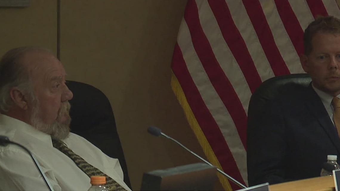 Davenport alderman removed over harassment allegations - Vimarsana News