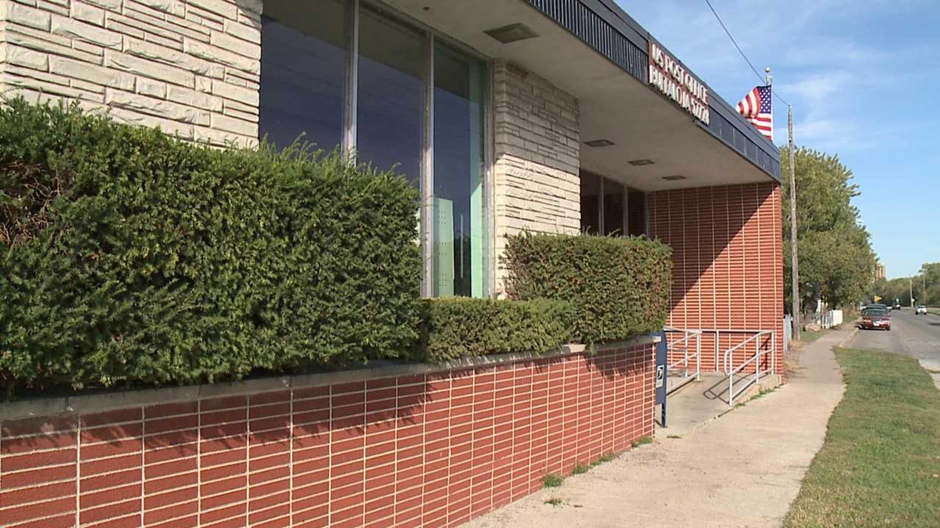 Buffalo Residents Meet About Possible Post Office Closure