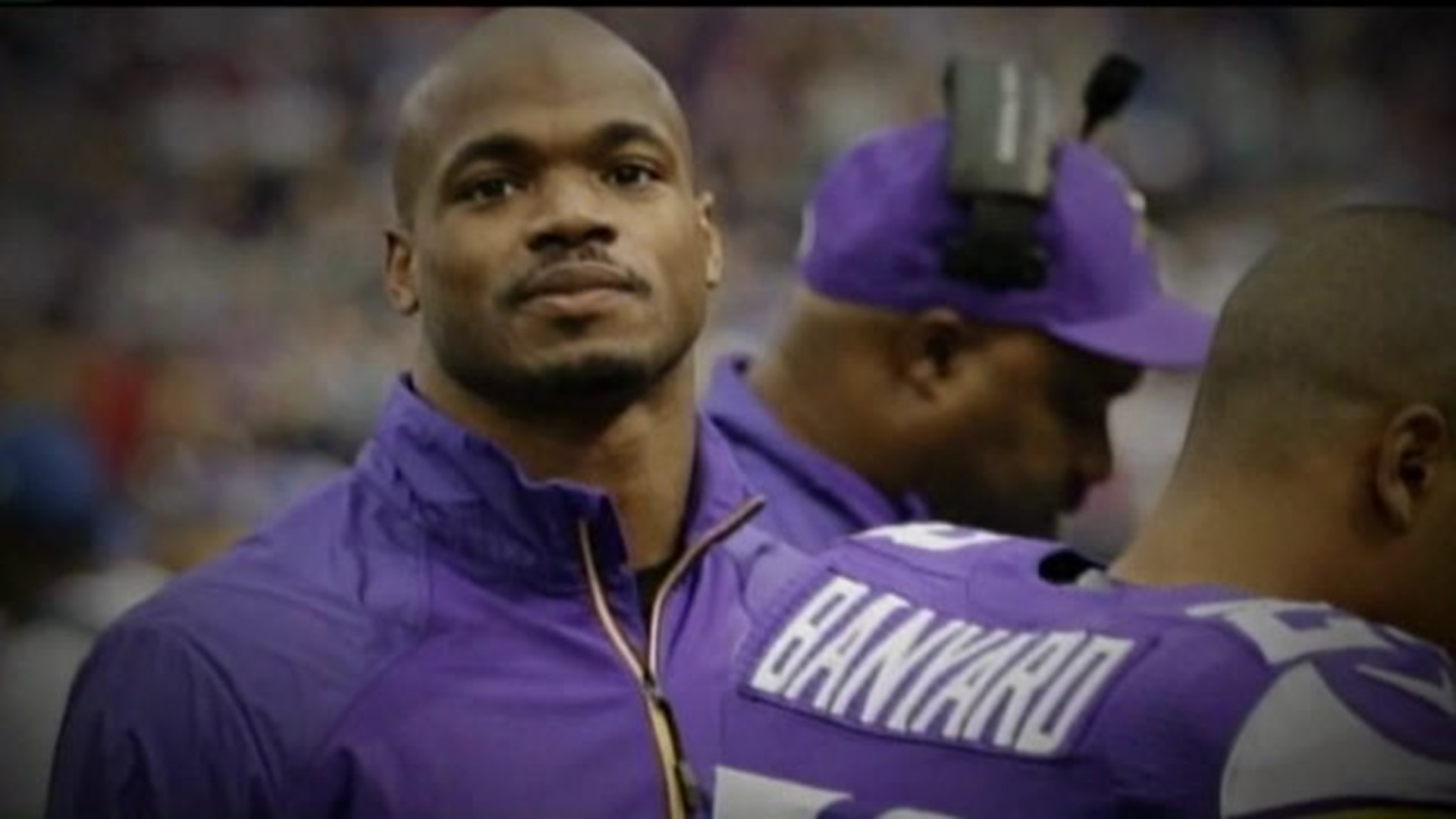 Adrian Peterson returns to the Vikings