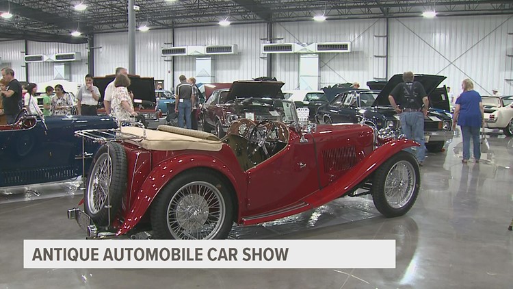 Antique Automobile Club brings vintage vehicles to Bend XPO