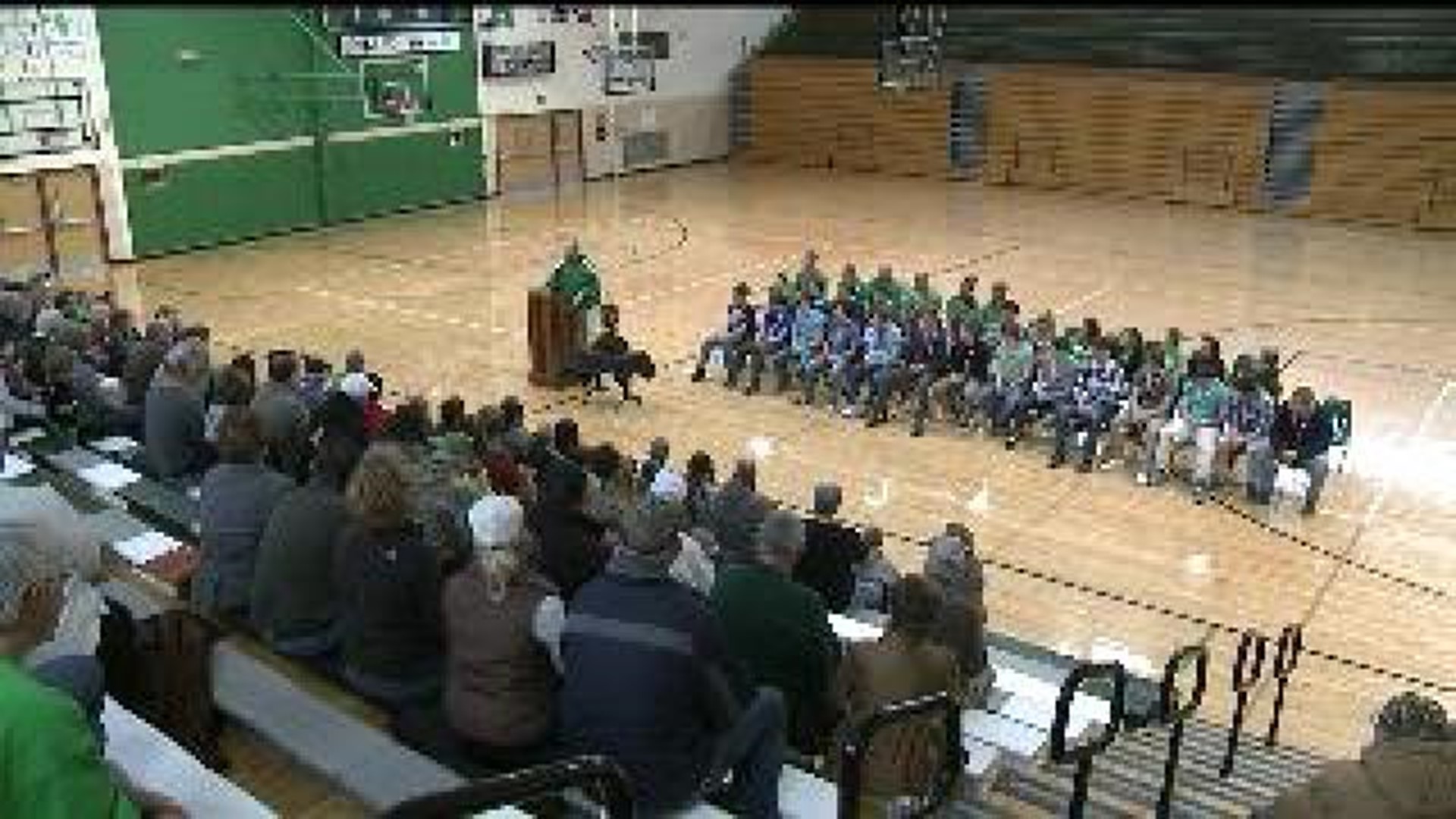 Geneseo welcomes home the wrestlers