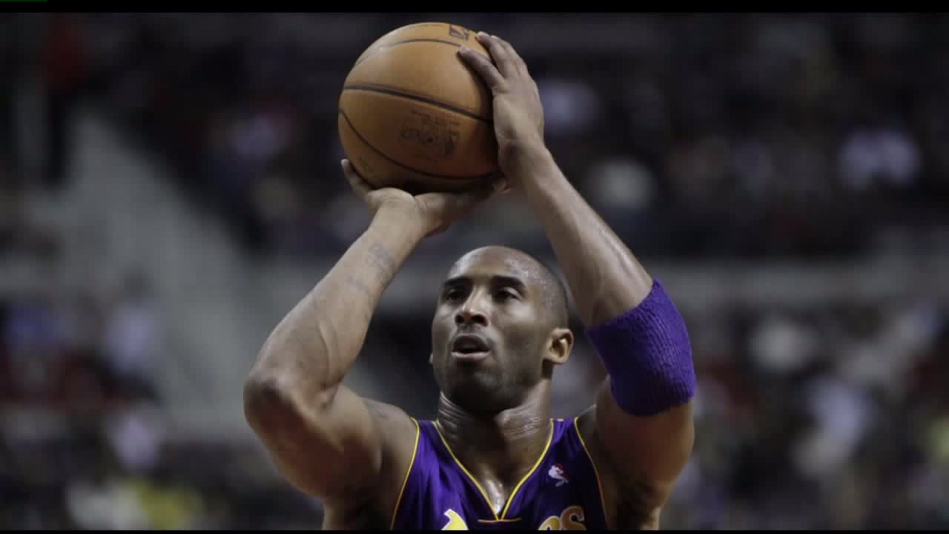 Kobe Bryant, his daughter, Gianna, and seven others killed in a helicopter crash in California