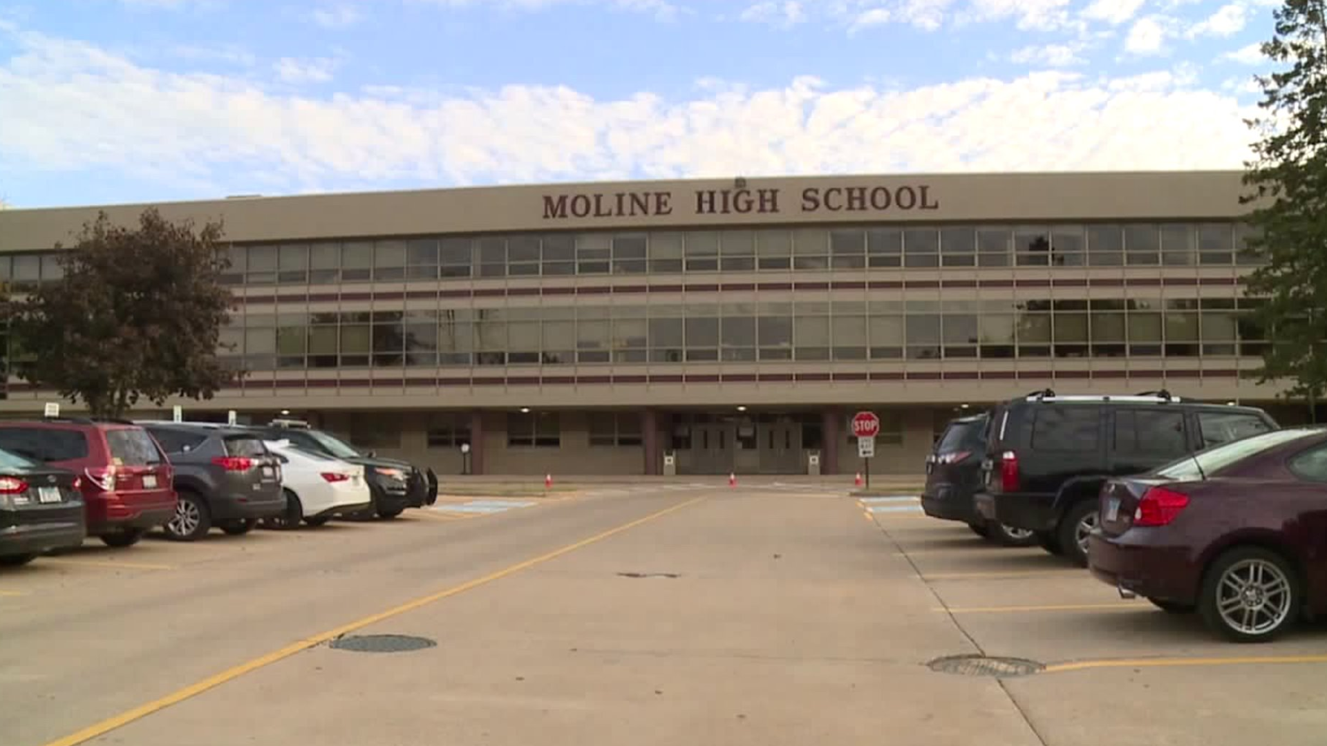 Parents attend fist of four Parent YOUniversity meetings at Moline High School