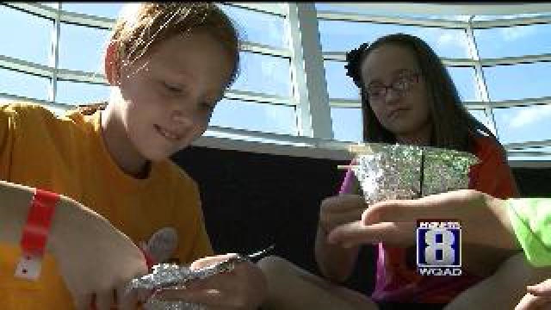 Kids go to engineering camp at the Putnam Museum