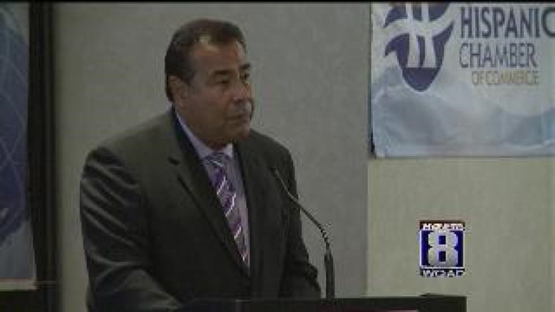 ABC’s John Quinones speaks to QC Hispanic Chamber of Commerce