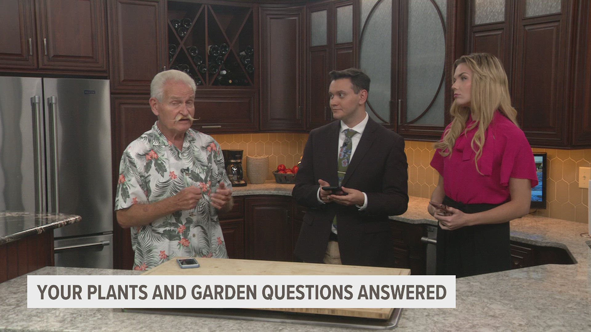 News 8's plants and gardens expert Craig Hignight answers your questions on Facebook Live.