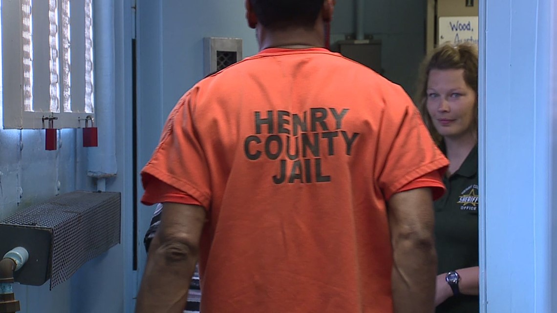 Henry County Iowa inmates find mental health relief with Transition
