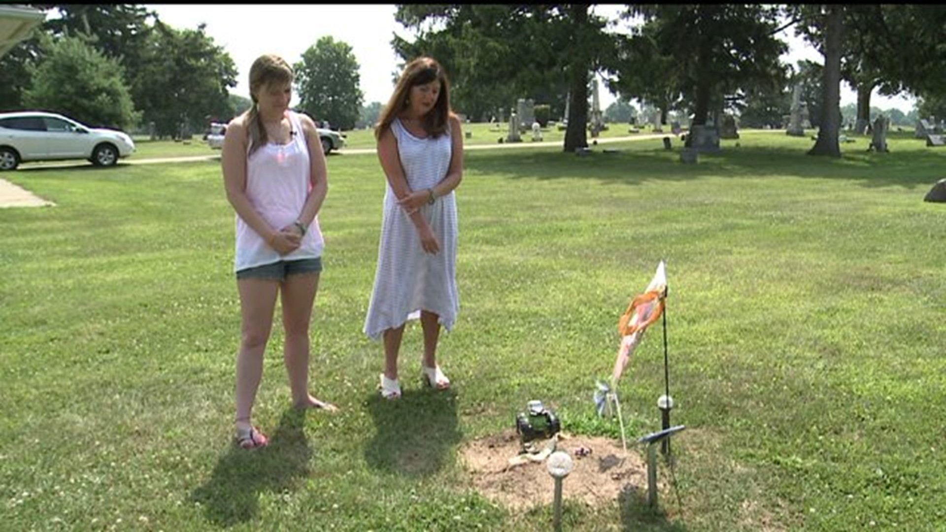 Mom talks about losing 5-year-old in hot car death