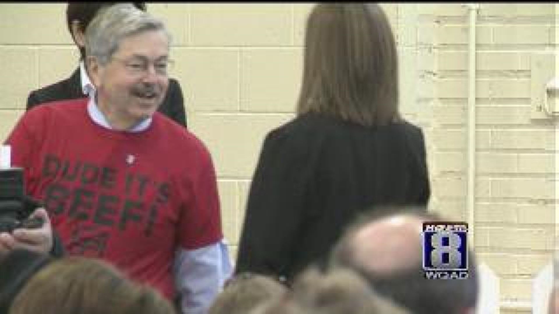 Branstad at ISU supporting beef producers