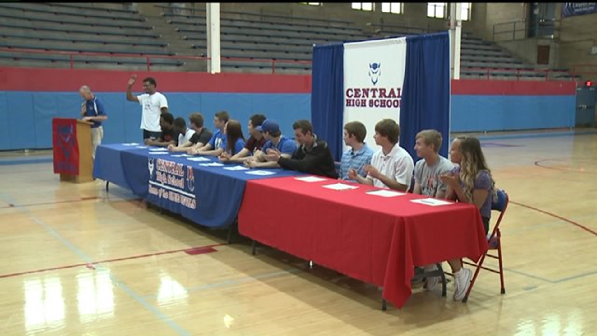 Central High School signs letters of intent
